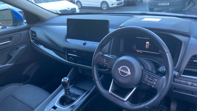 Nissan Qashqai 1.3 DiG-T MH N-Connecta 5dr Petrol Hatchback